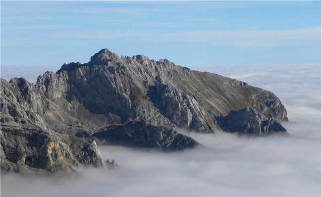 Dovški križ (2542 m)